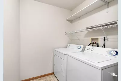 905 W Ridge Court #7, New Richmond, WI 54017 - Photo 17