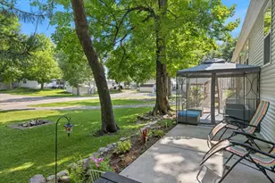 2060 Clearwater Forest Dr S, South Haven, MN 55382 - Photo 15