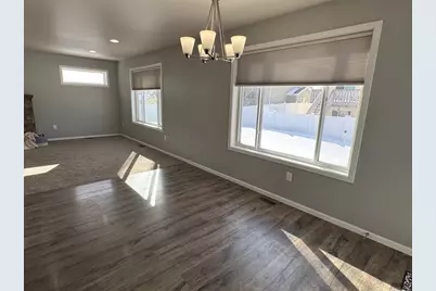 6163 Maple Valley Drive S, Fargo, ND 58104 - Photo 17