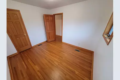 10 Logan Avenue E, West Saint Paul, MN 55118 - Photo 9