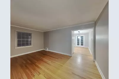 2942 Zenith Avenue N, Robbinsdale, MN 55422 - Photo 3