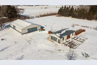 10951 County 8 Road SW, Stewartville, MN 55976 - Photo 3