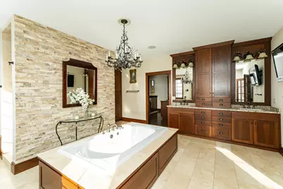 10951 County 8 Road SW, Stewartville, MN 55976 - Photo 43