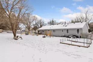 13817 James Ave S, Burnsville, MN 55337 - Photo 29