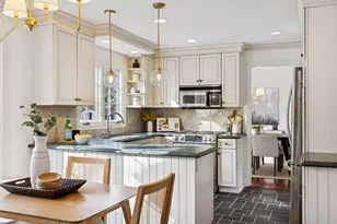 622 Maple Park Dr, Mendota Heights, MN 55118 - Photo 9