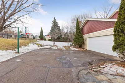 622 Maple Park Drive, Mendota Heights, MN 55118 - Photo 49