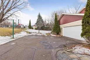 622 Maple Park Dr, Mendota Heights, MN 55118 - Photo 49