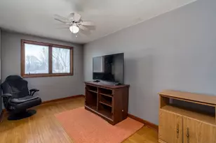 321 S Oric St, Lewisville, MN 56060 - Photo 23