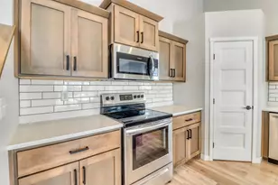 7345 27th St S, Fargo, ND 58104 - Photo 15