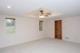 2498 Pond Cir E, Mendota Heights, MN 55120 - Photo 27