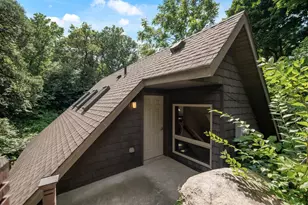 9506 Riverview Ave, Bloomington, MN 55425 - Photo 59