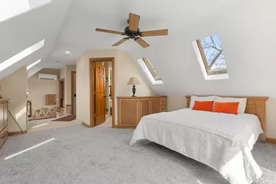 9506 Riverview Avenue, Bloomington, MN 55425 - Photo 61