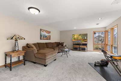 9506 Riverview Avenue, Bloomington, MN 55425 - Photo 39