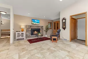 9506 Riverview Ave, Bloomington, MN 55425 - Photo 23