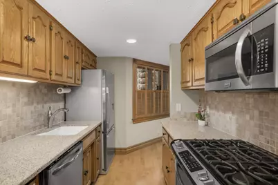 5 Irvine Park #5B, Saint Paul, MN 55102 - Photo 9