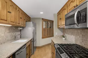 5 Irvine Park, Saint Paul, MN 55102 - Photo 9