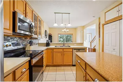 13750 54th Avenue N #106, Plymouth, MN 55446 - Photo 11