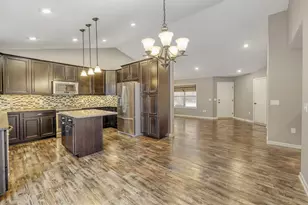 1132 138th St E, Rosemount, MN 55068 - Photo 3