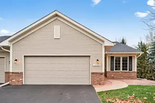 13760 Fenwick Cir, Eden Prairie, MN 55346 - Photo 3