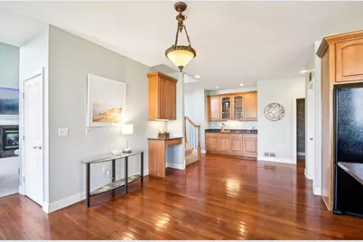 2477 Golf View Drive, River Falls, WI 54022 - Photo 9