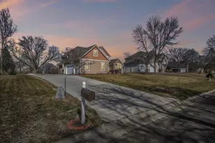 2477 Golf View Dr, River Falls, WI 54022 - Photo 45