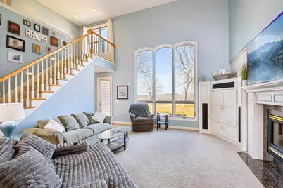 2477 Golf View Drive, River Falls, WI 54022 - Photo 3