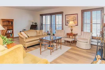 3030 Saint Albans Mill Road #310, Hopkins, MN 55305 - Photo 5