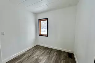 402 2nd Ave SE, Roseau, MN 56751 - Photo 5