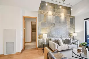 100 3rd Ave S, Minneapolis, MN 55401 - Photo 3