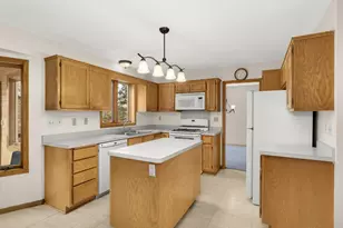 1414 Corral Ln, Woodbury, MN 55125 - Photo 15