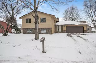 730 Menke Cir, Shakopee, MN 55379 - Photo 25