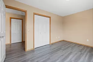 568 State St, Saint Paul, MN 55107 - Photo 23