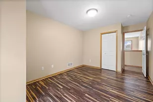 568 State St, Saint Paul, MN 55107 - Photo 29