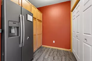 568 State St, Saint Paul, MN 55107 - Photo 13