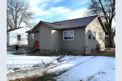 706 E Chestnut Street, Redwood Falls, MN 56283 - Photo 3