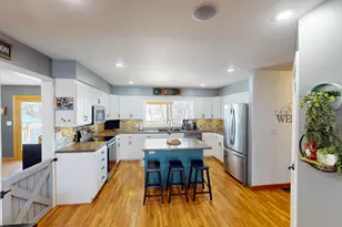 404 Garden Rd, Albert Lea, MN 56007 - Photo 7