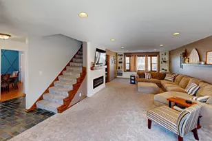 404 Garden Rd, Albert Lea, MN 56007 - Photo 3