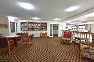 7600 Golden Valley Rd, Golden Valley, MN 55427 - Photo 15