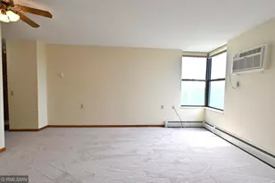 7600 Golden Valley Rd, Golden Valley, MN 55427 - Photo 3