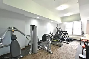 7600 Golden Valley Rd, Golden Valley, MN 55427 - Photo 13