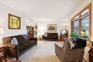 1795 Lake Valentine Rd, Arden Hills, MN 55112 - Photo 7