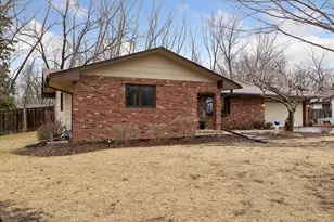 1795 Lake Valentine Rd, Arden Hills, MN 55112 - Photo 3