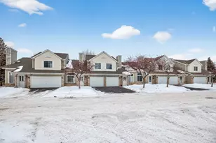 15057 Dunwood Trail, Apple Valley, MN 55124 - Photo 3