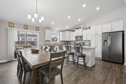 1360 Chestnut Circle, Carver, MN 55315 - Photo 9