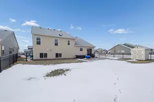 1360 Chestnut Cir, Carver, MN 55315 - Photo 27