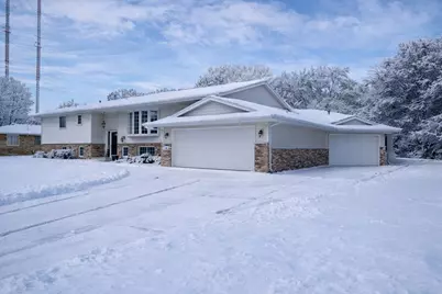 835 Gramsie Road, Shoreview, MN 55126 - Photo 3