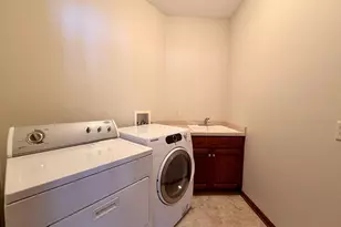 835 Gramsie Rd, Shoreview, MN 55126 - Photo 37