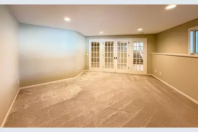 835 Gramsie Road, Shoreview, MN 55126 - Photo 21