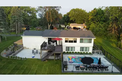 7000 Tecumseh Lane, Chanhassen, MN 55317 - Photo 5