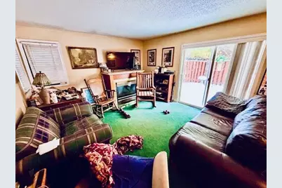 6843 York N, Brooklyn Center, MN 55429 - Photo 5